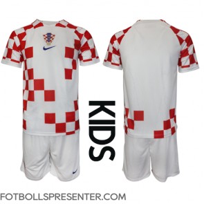 Kroatien Hemmatröja Barn VM 2022 Kortärmad (+ korta byxor)